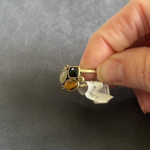 3/$25 🍀 NWT Lia Sophia Ring Sz:8 - Picture 3 of 3